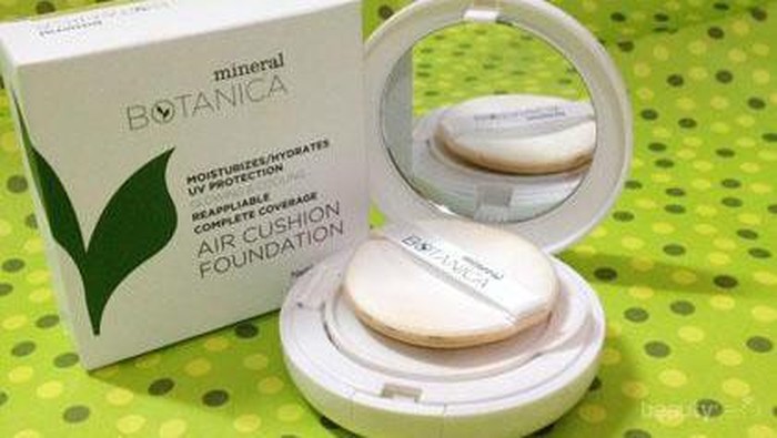 Review: Mineral Botanica Air Cushion Foundation