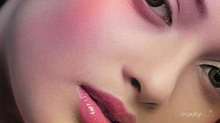 Rekomendasi 4 Warna Lipstik Matte Agar Kulit Tidak Terlihat Pucat