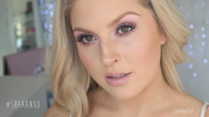 Tampil Feminin Dengan Makeup Bernuansa Nude