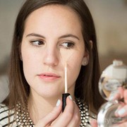 Hindari Kesalahan Ini Saat Pakai Concealer