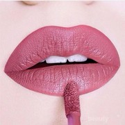 4 Lipstick Tahan Lama di Bawah Rp200.000