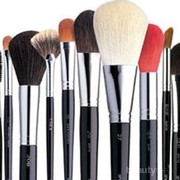 Mengenal Berbagai Jenis Kuas Makeup