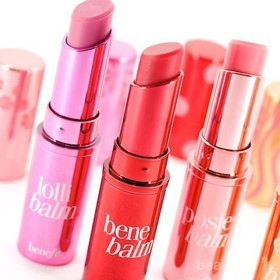 5 Pilihan Lip Balm Best Seller untuk Atasi Bibir Kering