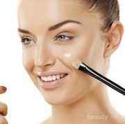 Tips Memilih Concealer yang Tepat Sesuai Jenis Kulit untuk Hasil Tahan Lama