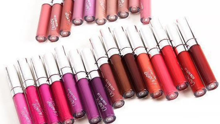 4 Rekomendasi Lipstick Matte Terbaik