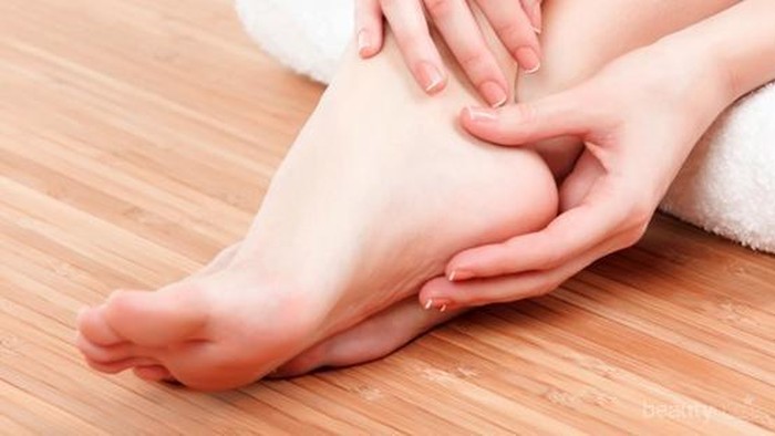 Cara Mudah Mengatasi Tumit Pecah-Pecah