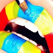 Brand Lipstik Dengan Warna-Warna Lipstik yang Unik