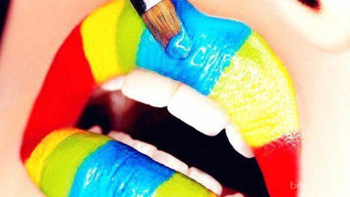 Brand Lipstik Dengan Warna-Warna Lipstik yang Unik