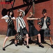 Jayden Smith Memakai Rok Dalam Iklan Louis Vuitton.