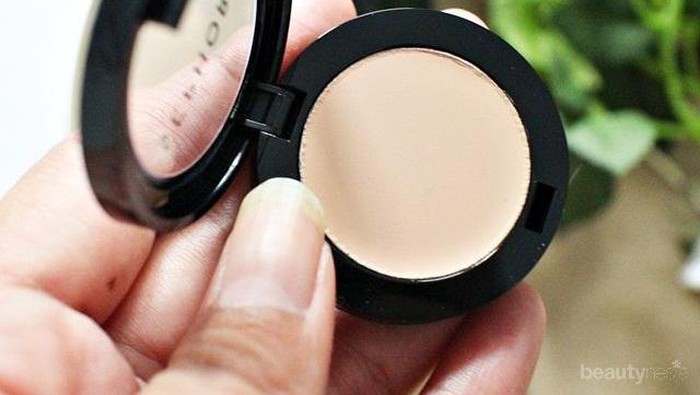 3 Concealer Pilihan yang Patut Dicoba