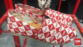 'Wear What You Eat': Suntikan Makanan dalam Fashion