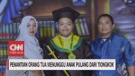 VIDEO: Penantian Orang Tua Menunggu Anak Pulang dari Tiongkok