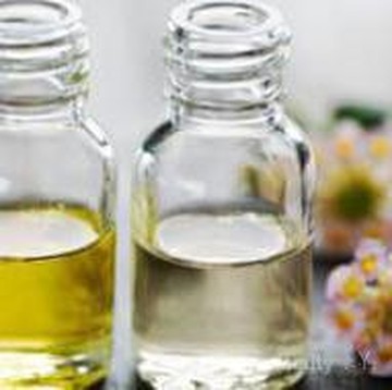 4 Minyak Esensial untuk Kecantikan Kulit