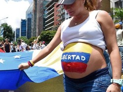 Duh! Krisis Ekonomi Bikin Para Ibu di Venezuela Membuang Bayinya