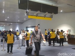 Satgas: WNA Sudah Boleh Masuk RI, Ini Aturannya