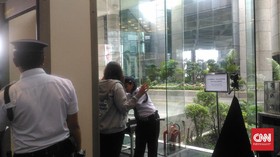 Waspada Corona, Perkantoran Mulai Cek Suhu Pengunjung
