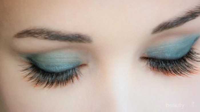 Tips Memakai Bulu Mata Palsu