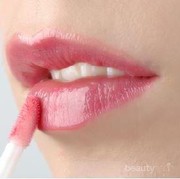 Tips Memakai Lipgloss Agar Lebih Tahan Lama