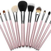 Merawat Kuas Makeup Agar Steril & Tahan Lama