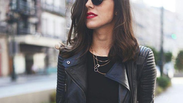 Tips Fashion: Menggunakan Warna Hitam Menjadi Lebih Menarik