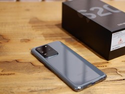 Unboxing Samsung Galaxy S20 Ultra