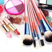 Stop Gunakan Makeup Ini Bergantian Dengan Orang Lain