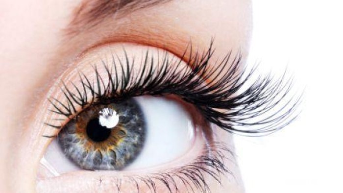 Tips Memanjangkan Bulu Mata