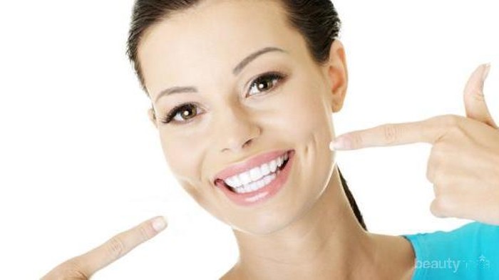 5 Buah-Buahan Membuat Gigi Putih & Sehat