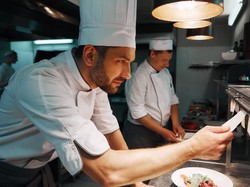 Ini 5 Hal yang Jarang Diketahui Orang Tentang Pekerjaan Chef
