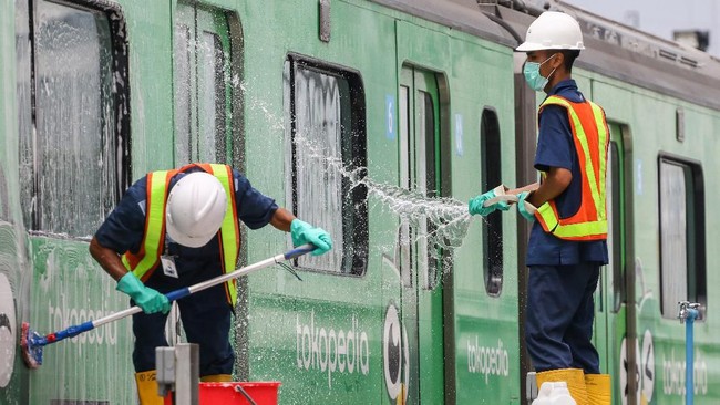 Kementerian Perhubungan menyatakan seluruh program mudik gratis tahun ini dibatalkan sebagai langkah antisipasi penyebaran virus corona.