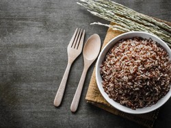 8 Manfaat Beras Merah untuk Kesehatan, Bisa Bantu Turunkan Berat Badan!