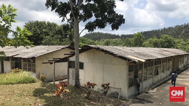 Pulau Galang menyimpan sejarah pilu pengungsian warga Vietnam. Kini pemerintah akan mendirikan rumah sakit khusus corona di pulau itu.
