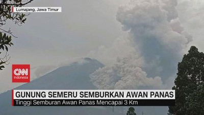 img-title VIDEO: Gunung Semeru Semburkan Awan Panas