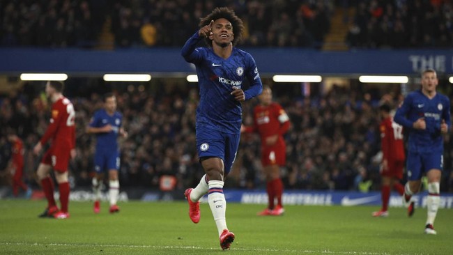 Teka-teki masa depan Willian terjawab sudah. Winger asal Brasil itu resmi menandatangani kontrak selama tiga tahun di Arsenal.