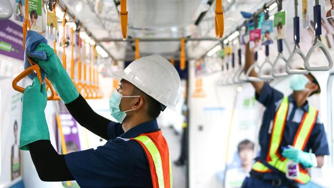 Studi terbaru menemukan virus corona dapat bertahan selama 24 jam pada permukaan kardus dan 2-3 hari pada permukaan plastik.
