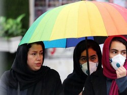 Wabah Corona, KBRI Teheran Buka Posko dan Bagikan Masker ke WNI