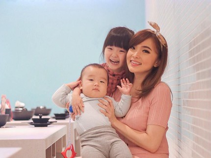 7 Potret Terkini Eks Cherrybelle yang Sudah Menikah dan Jadi Bunda Kece