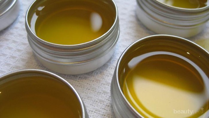 DIY: 6 Resep Lip Balm Alami