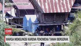 VIDEO: Fenomena Tanah Bergerak, Warga Mengungsi
