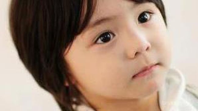 7 Artis Pria Jepang Berwajah Paling Imut 7 Artis Pria Jepang Berwajah Paling Imut