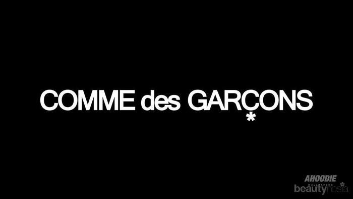 Comme des Garcons, Dobrak Paradigma Fashion Dunia