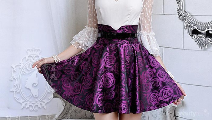 Tips Fashion: Wear High Waisted Skirt