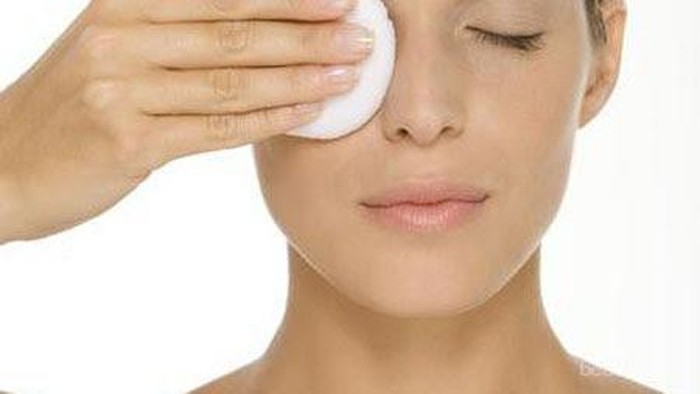 Make Up Remover Untuk Kulit Sensitif