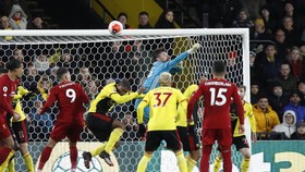Kiper Watford Wujudkan Mimpi Bocah Leukemia Tonton Liverpool