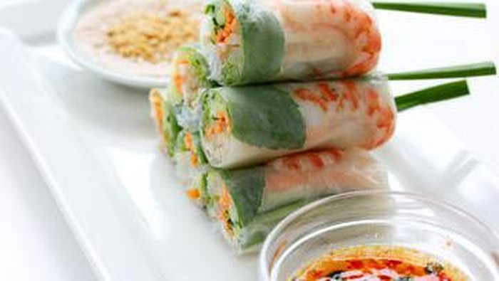 Membuat Sajian Khas Vietnam