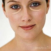 Concealer yang Tepat untuk Tutupi Dark Circle