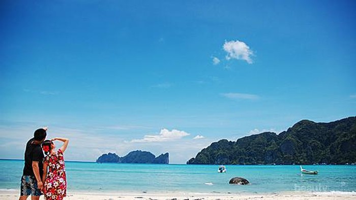 Indahnya 6 Pantai di Phuket