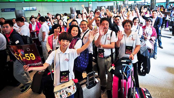 7 Keuntungan Bepergian Dengan Group Tour