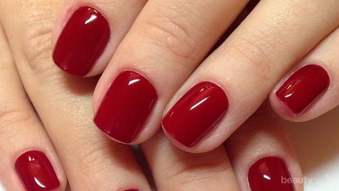 Kreasi Nail Art Nuansa Merah