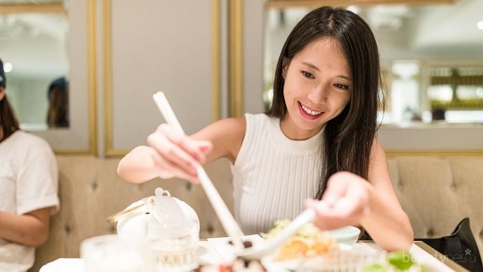 5 Makanan ini Harus Dihindari Saat Mentruasi Ladies, Mitos atau Fakta?